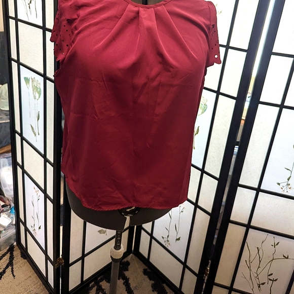 Tops - Dark red short cutwork sleeve women's blouse